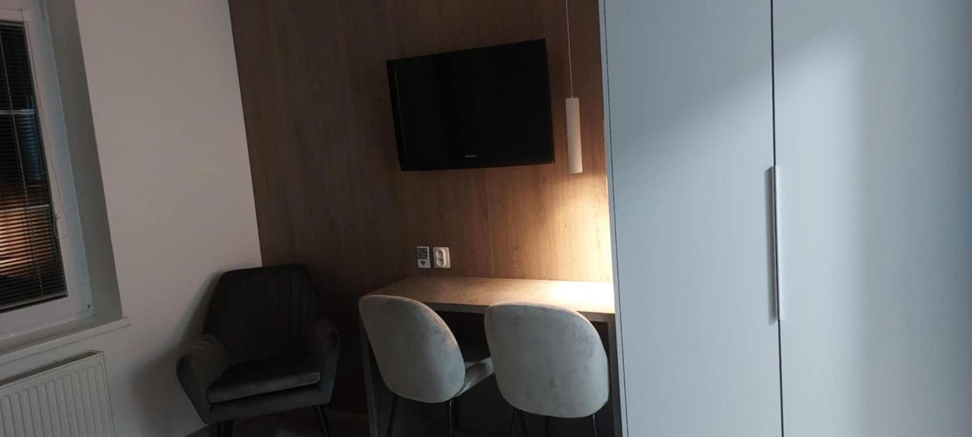 Hotel Privat Julia Vrbov Habitación foto